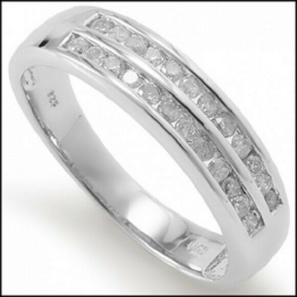 Stunning Womens 14k White Gold Over Sterling Silver 0.30 Ctw Diamonds Size 7